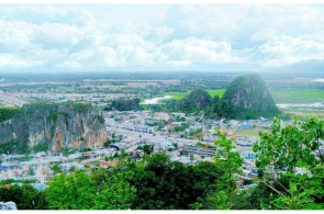 The Marble Mountains Discovery and Son Tra Peninsula in Small Group Tour From Hoi An: The Marble Mountains Discovery and Son Tra Peninsula (Small Group Tour)